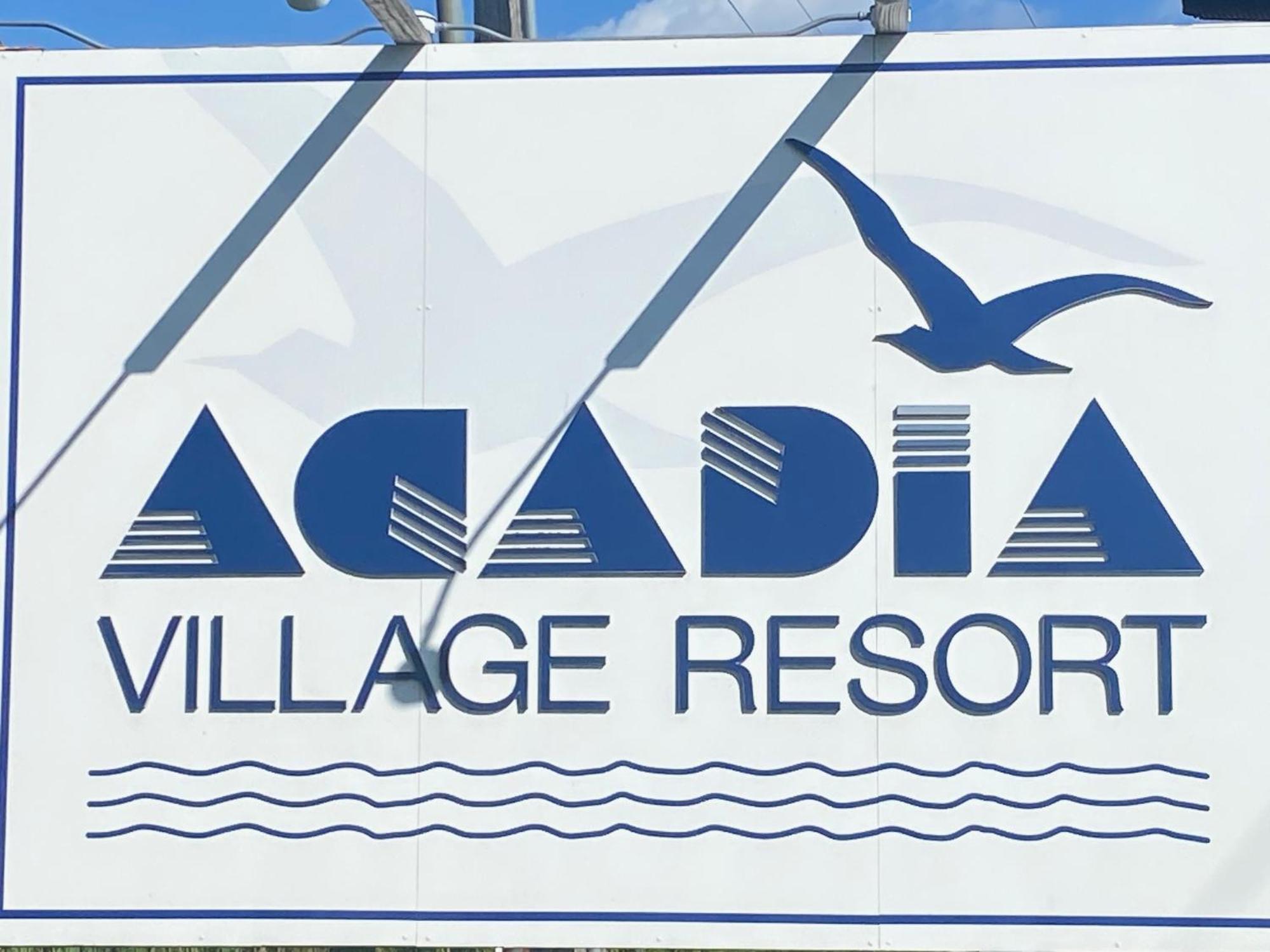 Acadia Village Resort Ellsworth Exterior photo